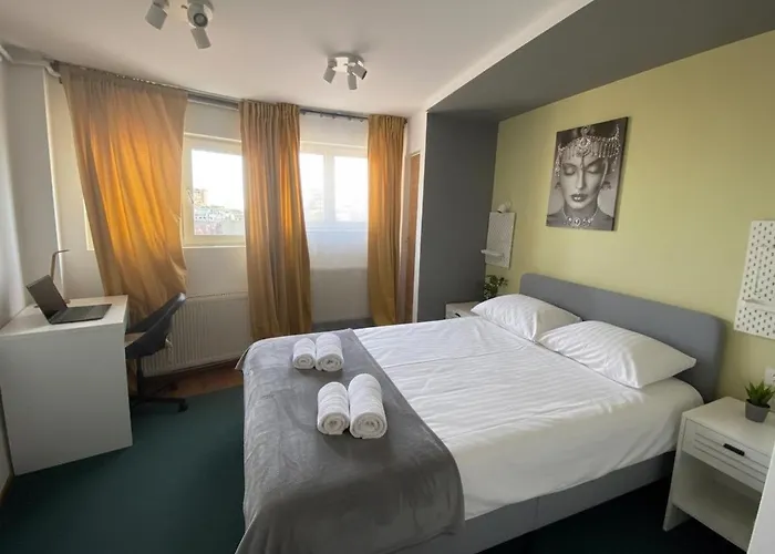 Apartament Victoriei Domus Magna 4br Sleeps 8 *